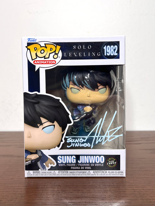 JSA Certified Aleks Le Signature Solo Leveling Sung Jinwoo Glow CHASE Funko Pop! Vinyl Figure #1982 With Protector